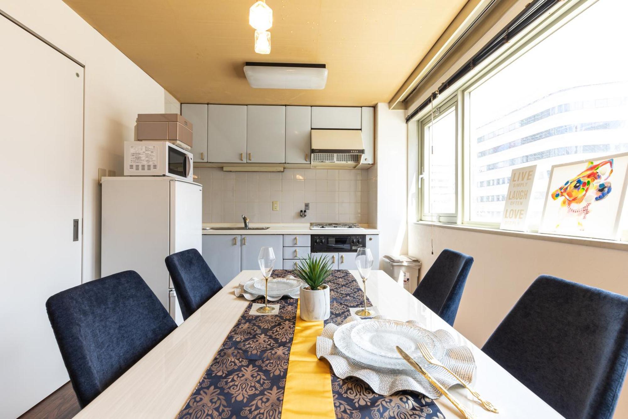 Premier Namba なんば駅徒歩3分 3 Mins Walk From Namba Station 7rooms Billiards Table 2baths 4toilets * 大阪市