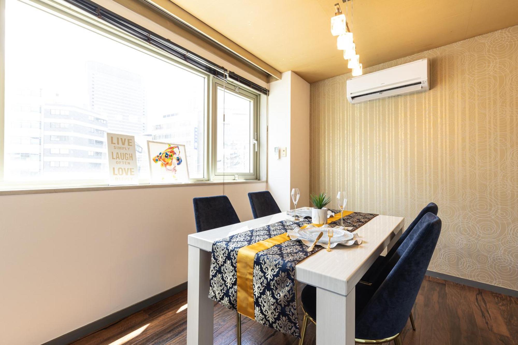 Premier Namba なんば駅徒歩3分 3 Mins Walk From Namba Station 7rooms Billiards Table 2baths 4toilets アパート *