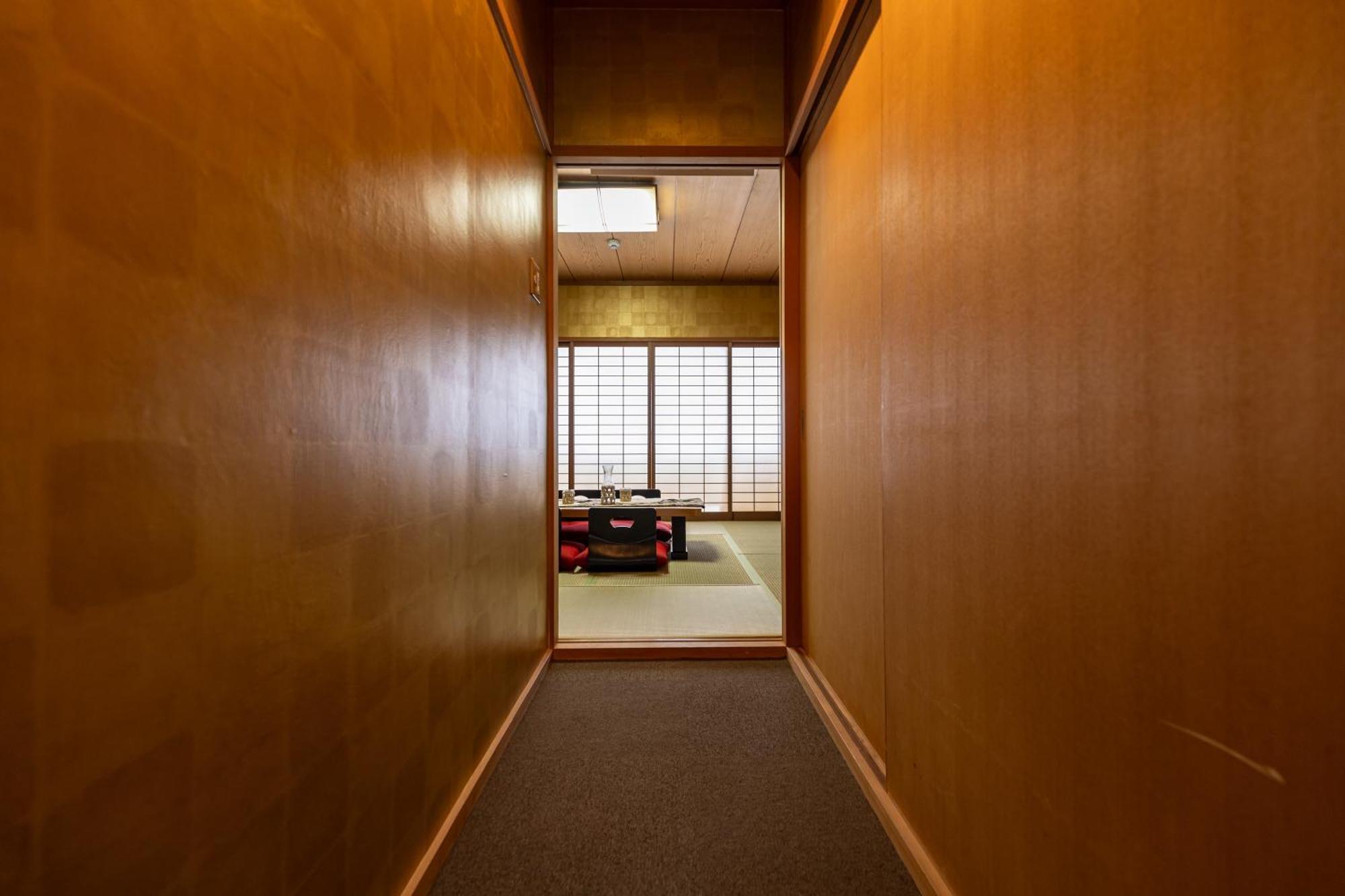 アパート Premier Namba なんば駅徒歩3分 3 Mins Walk From Namba Station 7rooms Billiards Table 2baths 4toilets 大阪市