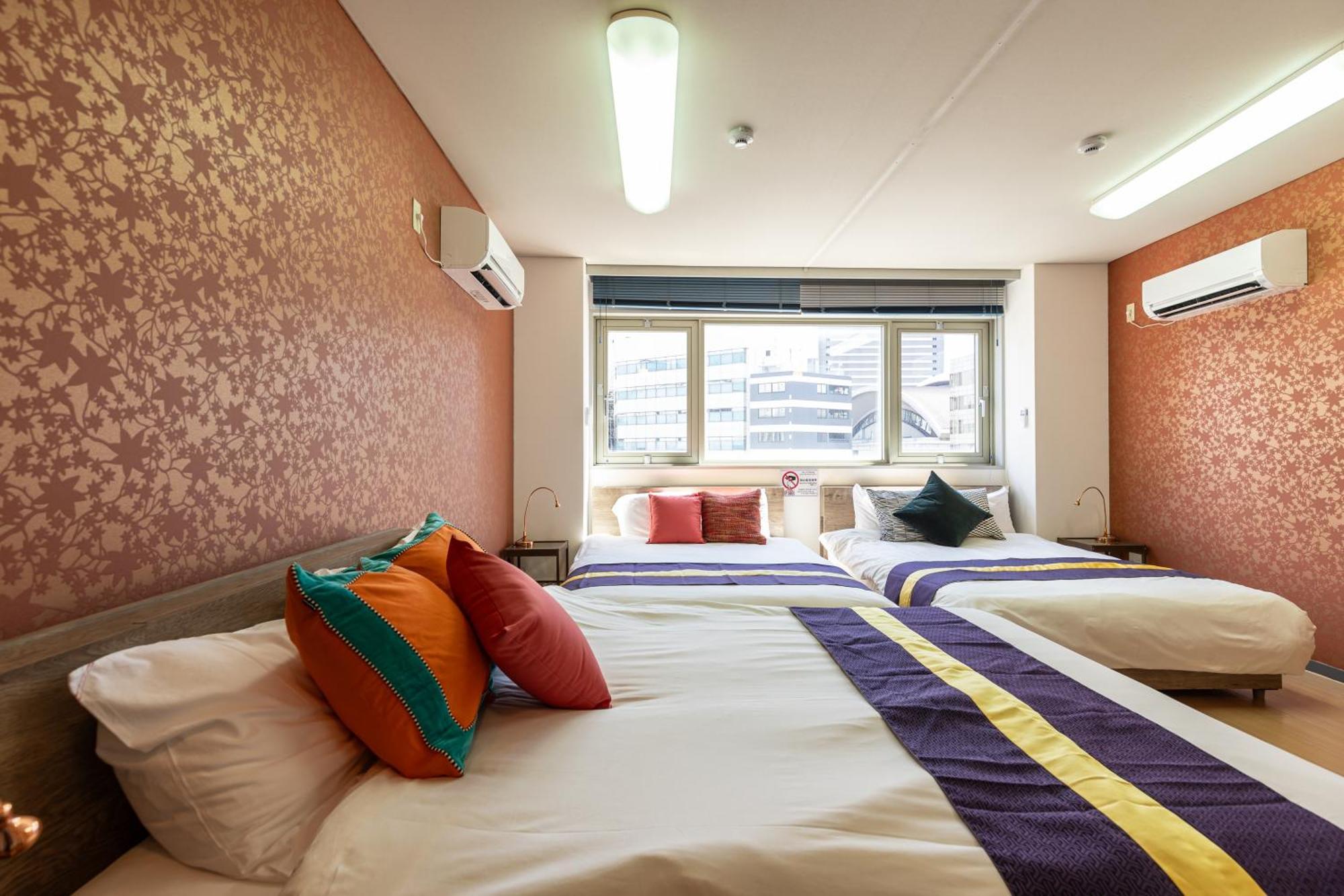 Premier Namba なんば駅徒歩3分 3 Mins Walk From Namba Station 7rooms Billiards Table 2baths 4toilets * 大阪市
