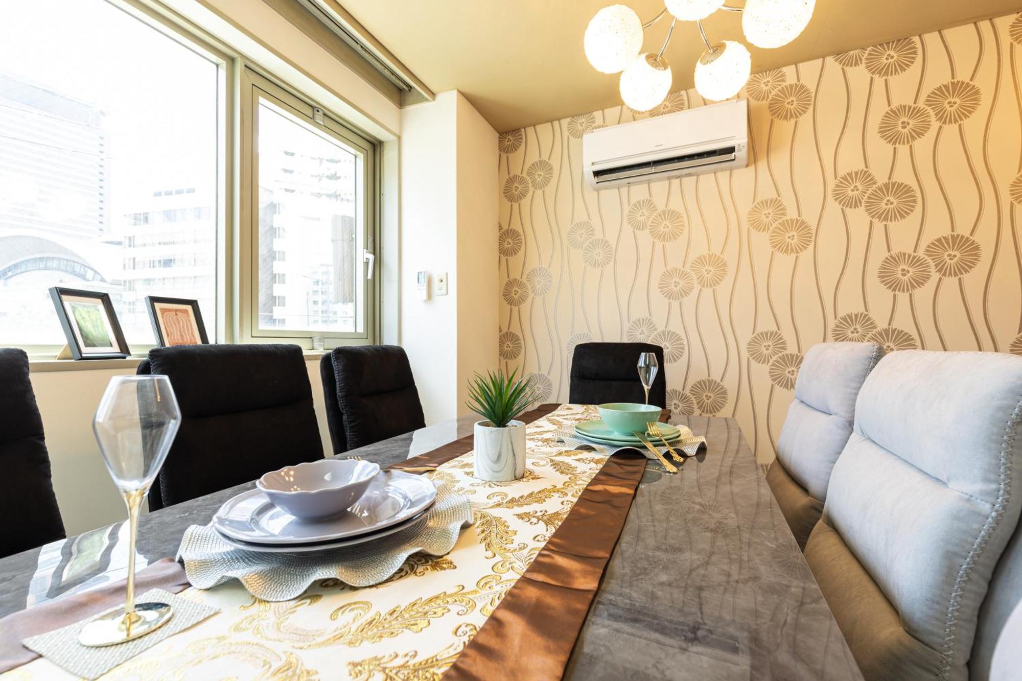 アパート Premier Namba なんば駅徒歩3分 3 Mins Walk From Namba Station 7rooms Billiards Table 2baths 4toilets *