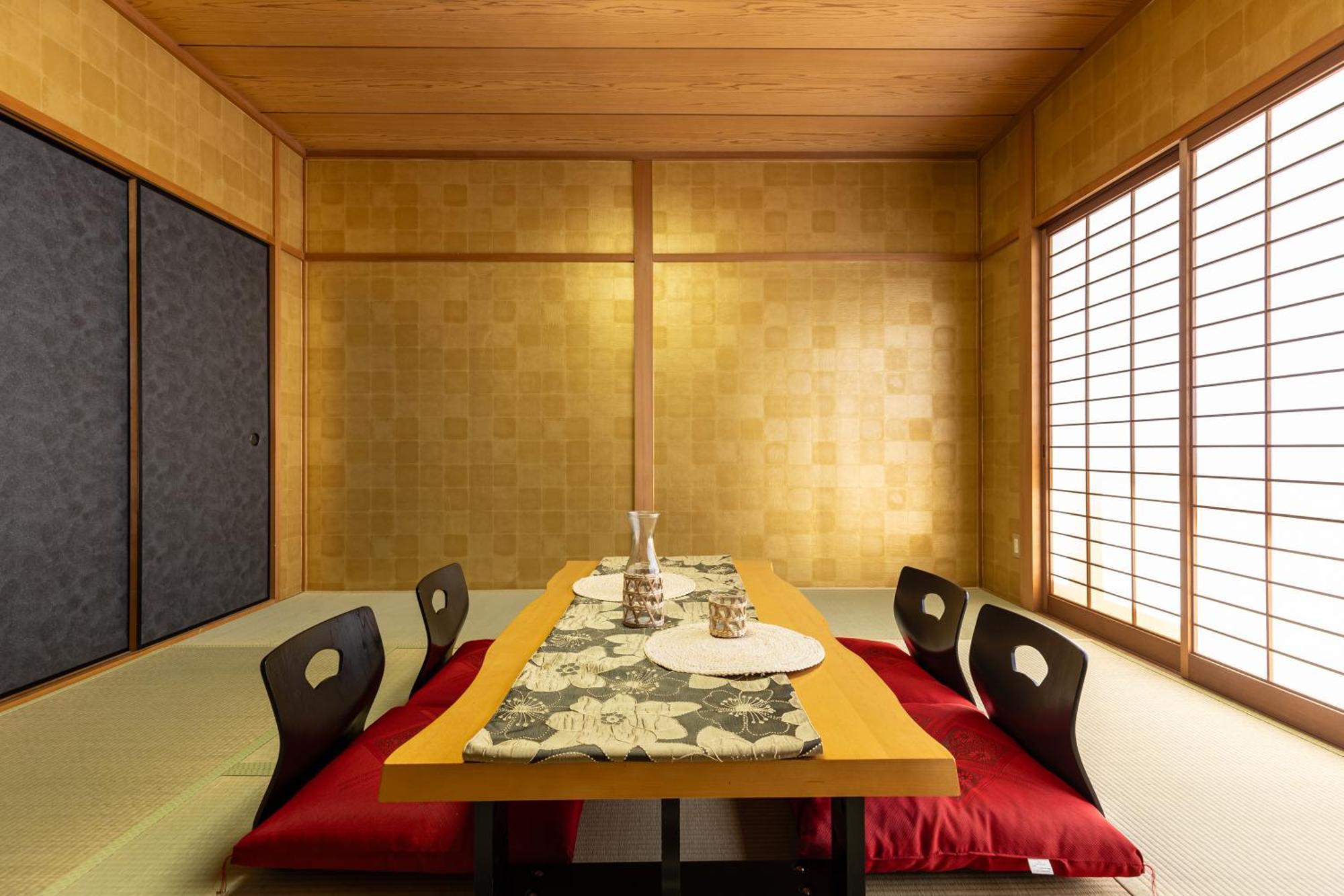 Premier Namba なんば駅徒歩3分 3 Mins Walk From Namba Station 7rooms Billiards Table 2baths 4toilets Apartment Ōsaka